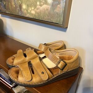Finn Comfort Light Brown Leather Sandals